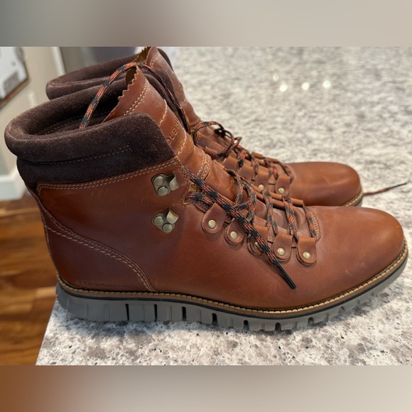 Cole Haan Men's Tan Leather Boots size 8.5. Never been worn - Picture 1 of 5